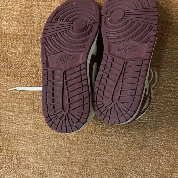Nike Air Jordan 1 Low Burgundy and Cream Leather Sneakers - Picture 3 of 6